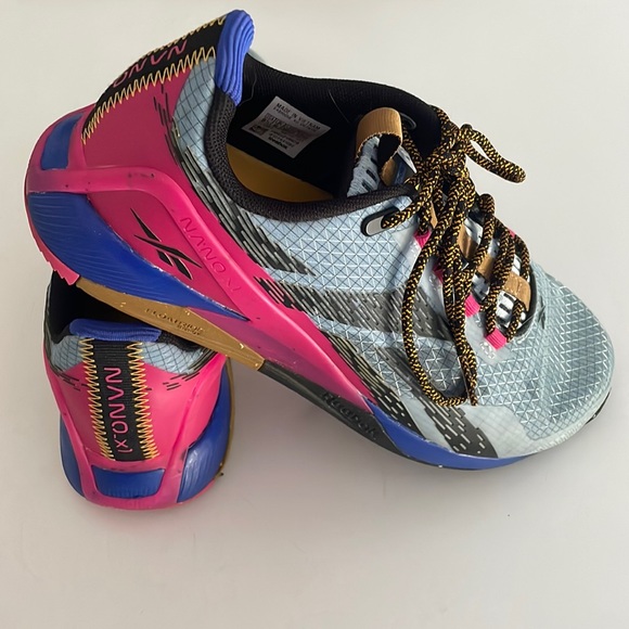 Cross-trainer athletic shoe with comfortable wide toe box - Picture 6 of 6